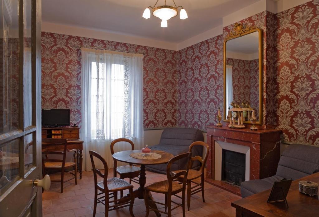 Logis Hotel - Restaurant La Marbrerie Caunes-Minervois Bilik gambar